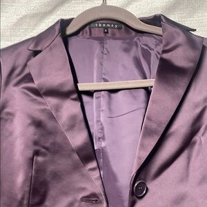 Theory Purple dress suit with Silky Finish